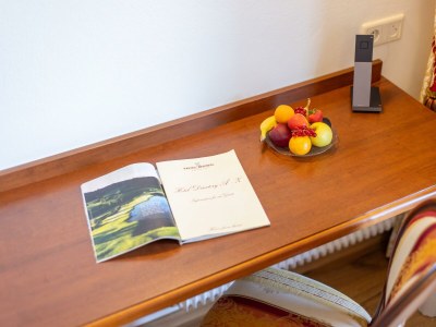 Holiday room Suite mit Balkon zum Ort und See - Features photo 40