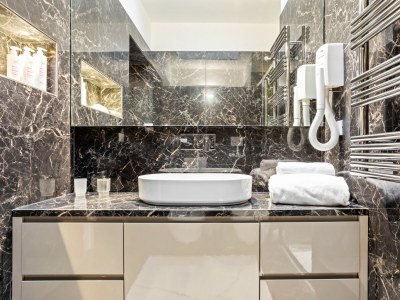 Apartment Darsena Apts - Riva Apartment with balcony RS - Features photo 9