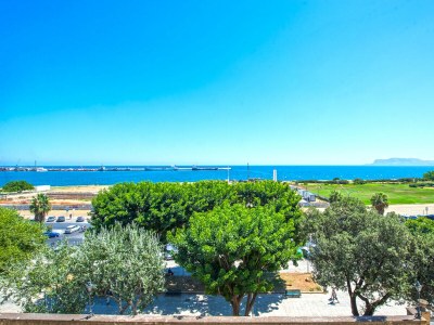 Apartment Amazing Sea View in Historic Building in Downtown - Environment photo 14
