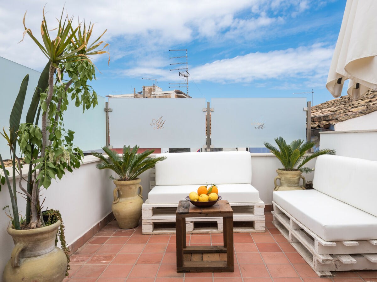 Apartment AM Suite with terrace by Wonderful Italy