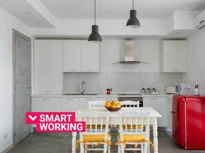 Apartment AM Suite with terrace by Wonderful Italy - Features photo 3