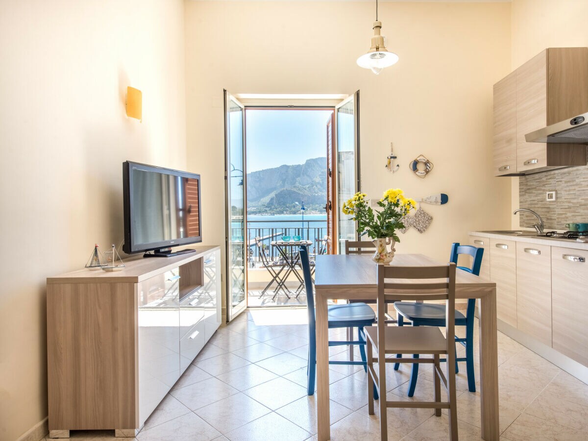 Apartment Casetta vista mare in piazza a Mondello - Features photo 3