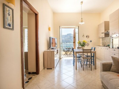 Apartment Casetta vista mare in piazza a Mondello - Features photo 4