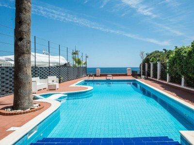 Holiday house Villa Liberty sul mare - Camera Magenta - CAV/CM - Outdoor photo 3