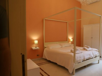 Holiday house Piazza Dante Suites - Suite Regina Elena CAV - Features photo 11