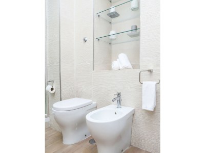 Apartment Residenza Toledo by Wonderful Italy - Features photo 23