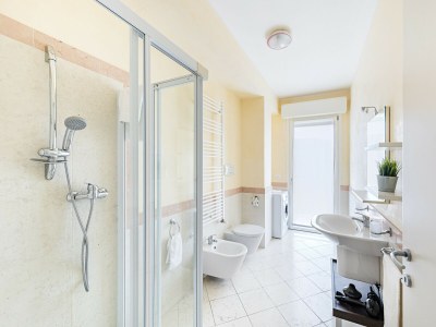 Apartment Residenza Miralago - 10 Lavinia - Locazione BK - Features photo 11