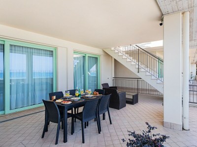 Apartment Residenza Miralago - 25 Domizia - LOC BK in Desenzano del Garda - Apartment