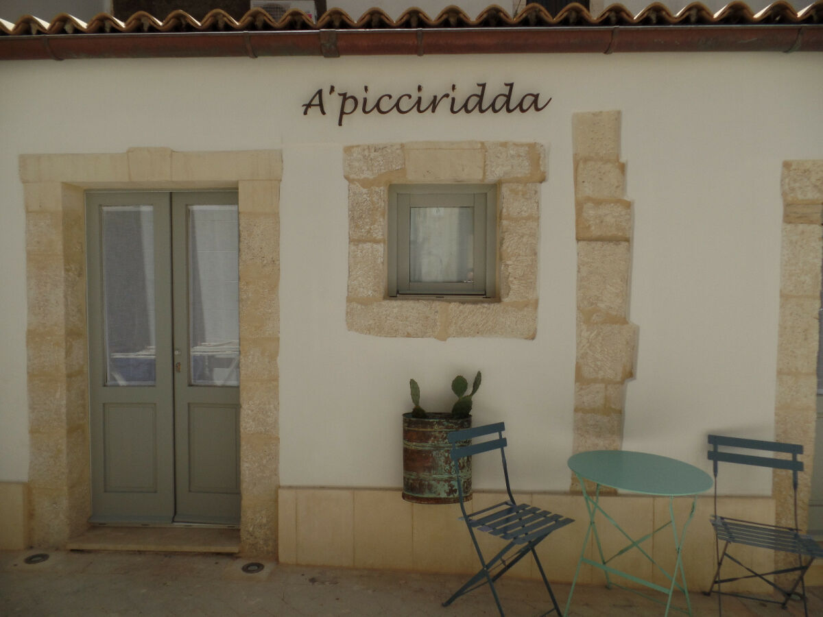 Holiday house 'A Picciridda - Outdoor photo 2