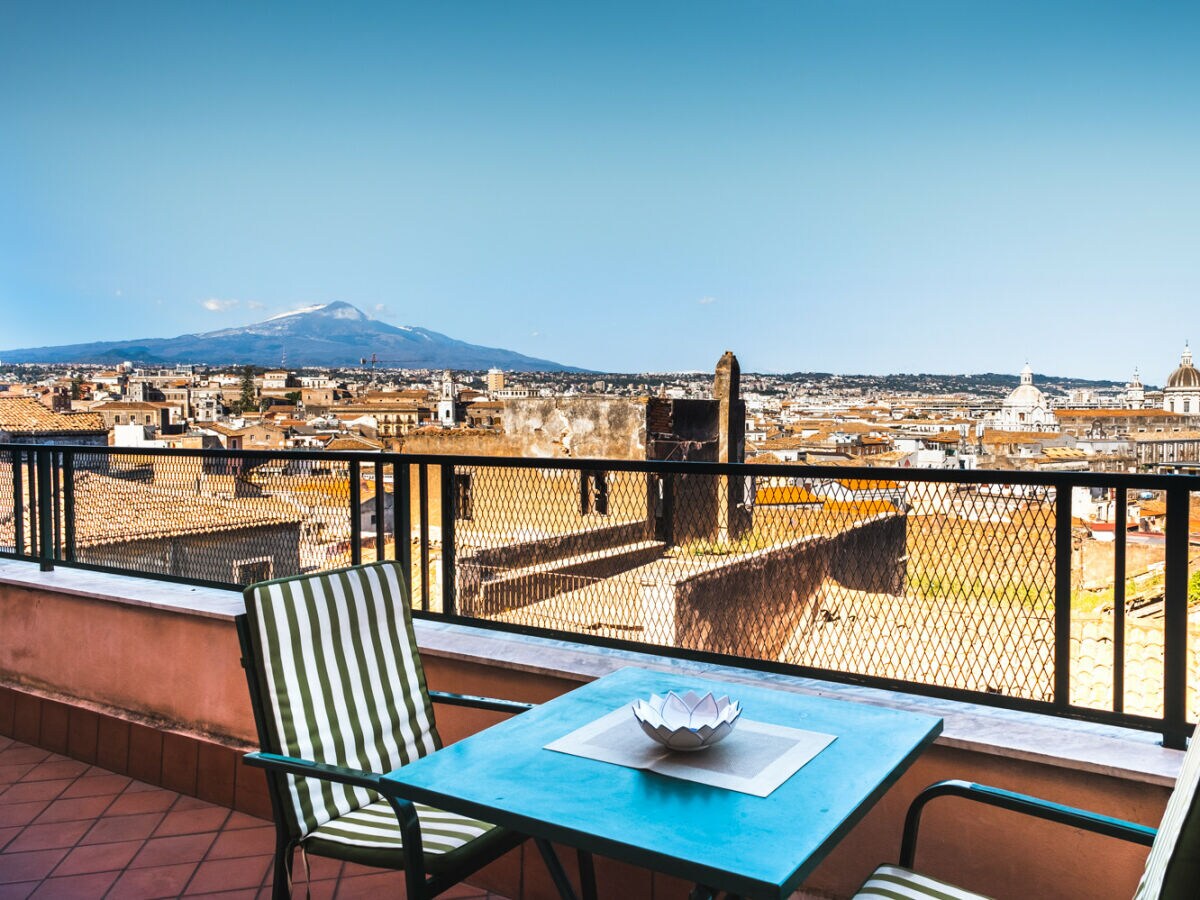 Apartment Terrazza con vista Etna e centro storico - Outdoor photo 2