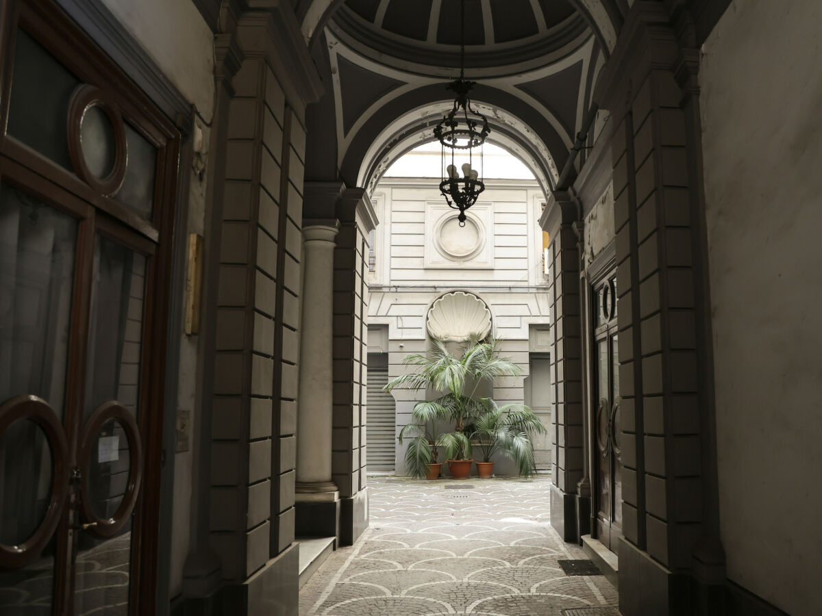 Apartment Elegant Apartment at Chiaia - Outdoor photo 2