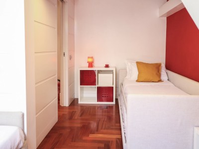 Apartment Elegant Apartment at Chiaia - Features photo 9