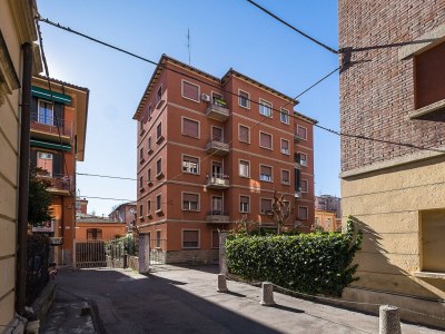 Apartment Tibaldi 2 - Appartamento a Piazza dell'Unità in Bologna - Apartment