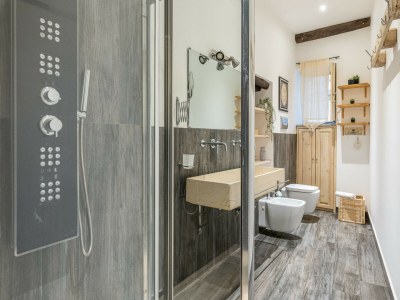 Apartment Casa Borsa con balcone - Features photo 13