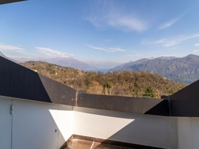 Apartment Il Tiglio in Civenna - Apartment