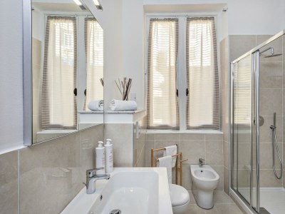 Apartment Central & Cozy apartment - Features photo 16