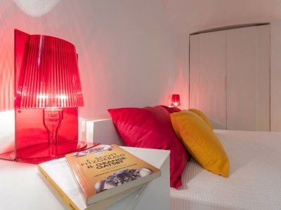 Apartment S. Massimo 34 - Red Studio near Porta Nuova - Features photo 14