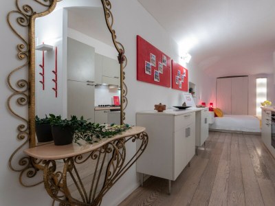 Apartment S. Massimo 34 - Red Studio near Porta Nuova - Features photo 17