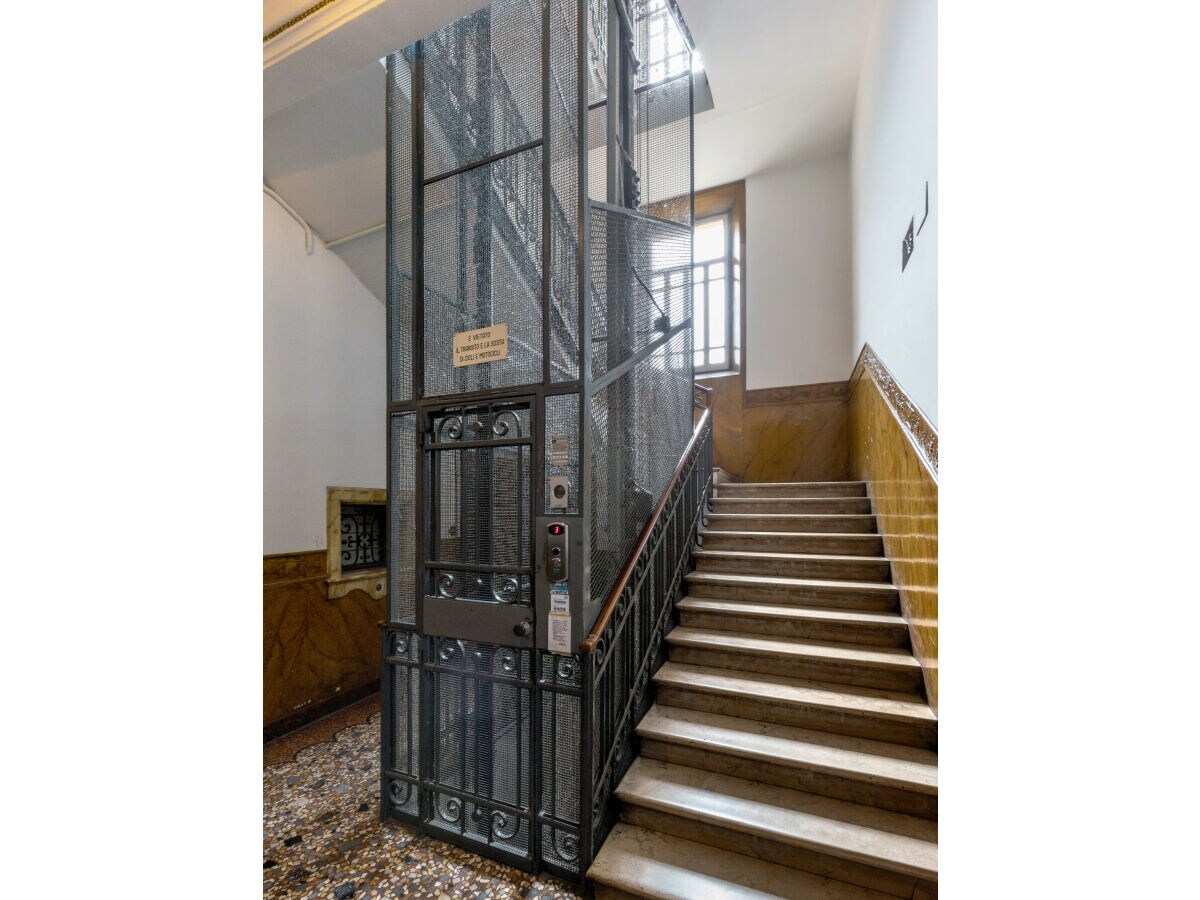 Apartment Irnerio 17 - Irnerio Apartments - Yellow Cat