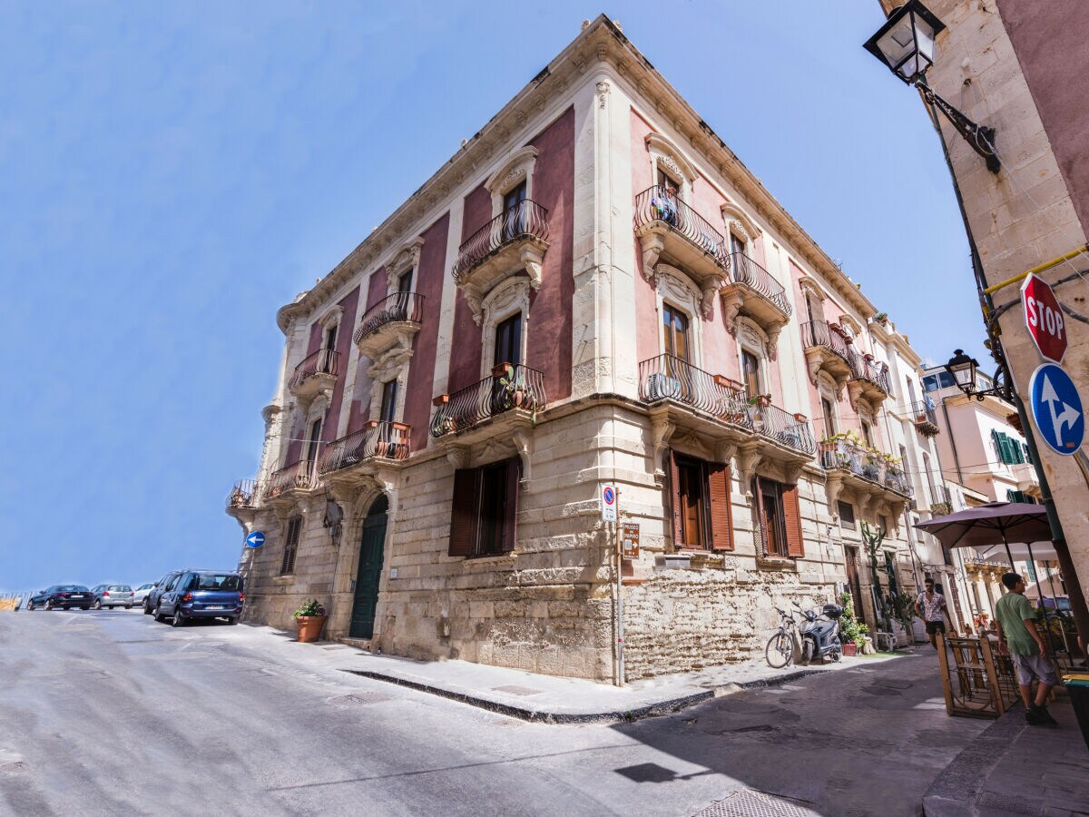 Apartment Palazzo Bozzanca seaview - Grey apartment - Outdoor photo 2