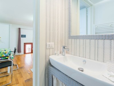 Holiday house Palazzo San Rocco - Red Room - Features photo 10