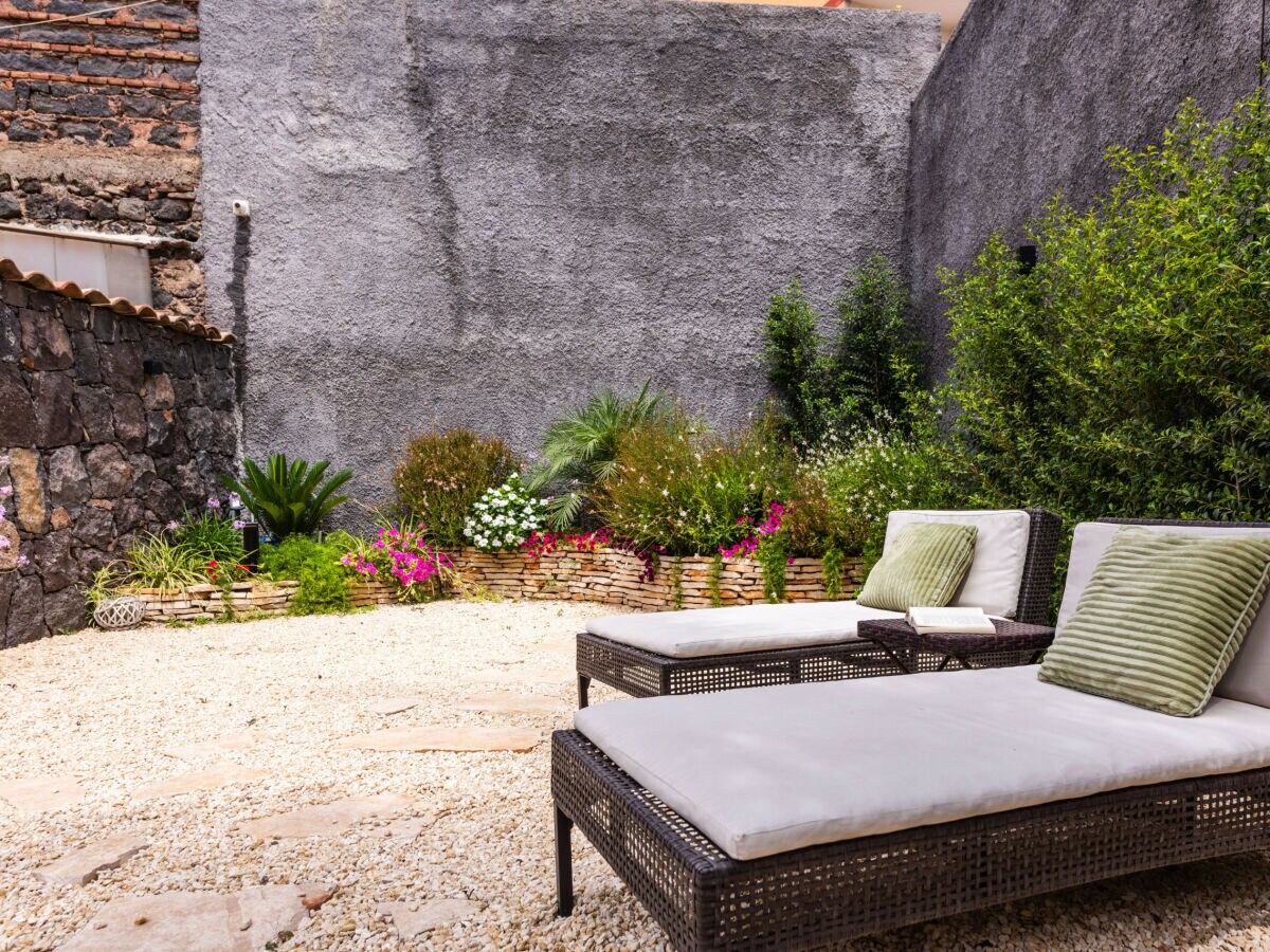 Apartment Leone Apartment with Garden - Outdoor photo 3