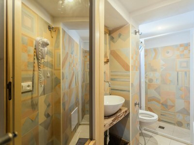 Apartment Dim's Apartments - room1 - Features photo 12