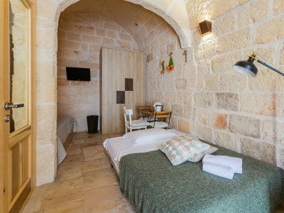 Apartment Dim's Apartments - room1 - Features photo 14