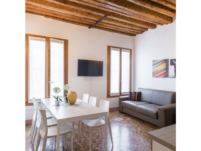 Apartment Accademia Charm Apartment n.3 - LOCZ - Features photo 5