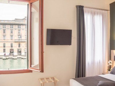 Holiday house Camera 1 - Grand Canal Suites - LOCZ BK - Features photo 8