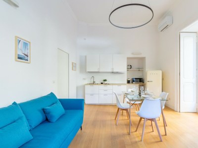 Apartment Piazza Amedeo Stylish Apartment - Features photo 8