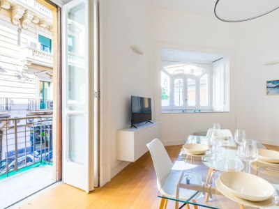 Apartment Piazza Amedeo Stylish Apartment - Features photo 9