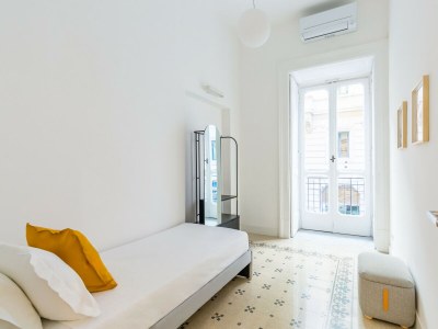 Apartment Piazza Amedeo Stylish Apartment - Features photo 13