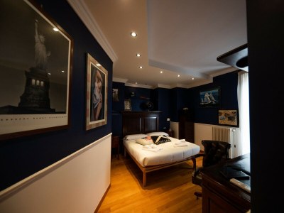 Apartment Navy Apartment - Features photo 11