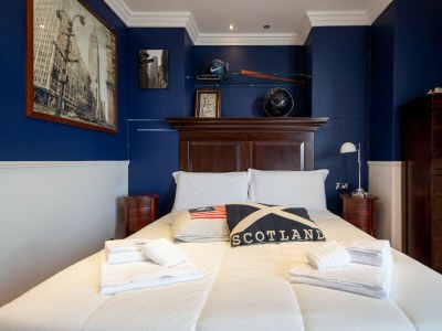 Apartment Navy Apartment - Features photo 12