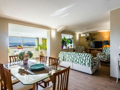 Apartment Golden park apartment with terrace - Features photo 8