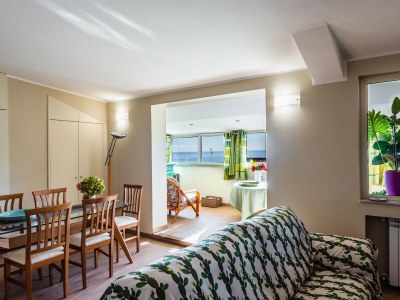 Apartment Golden park apartment with terrace - Features photo 10