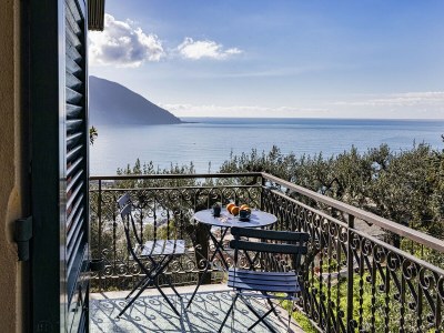 Apartment Seaview Apartment with Garden in Recco in Recco - Apartment