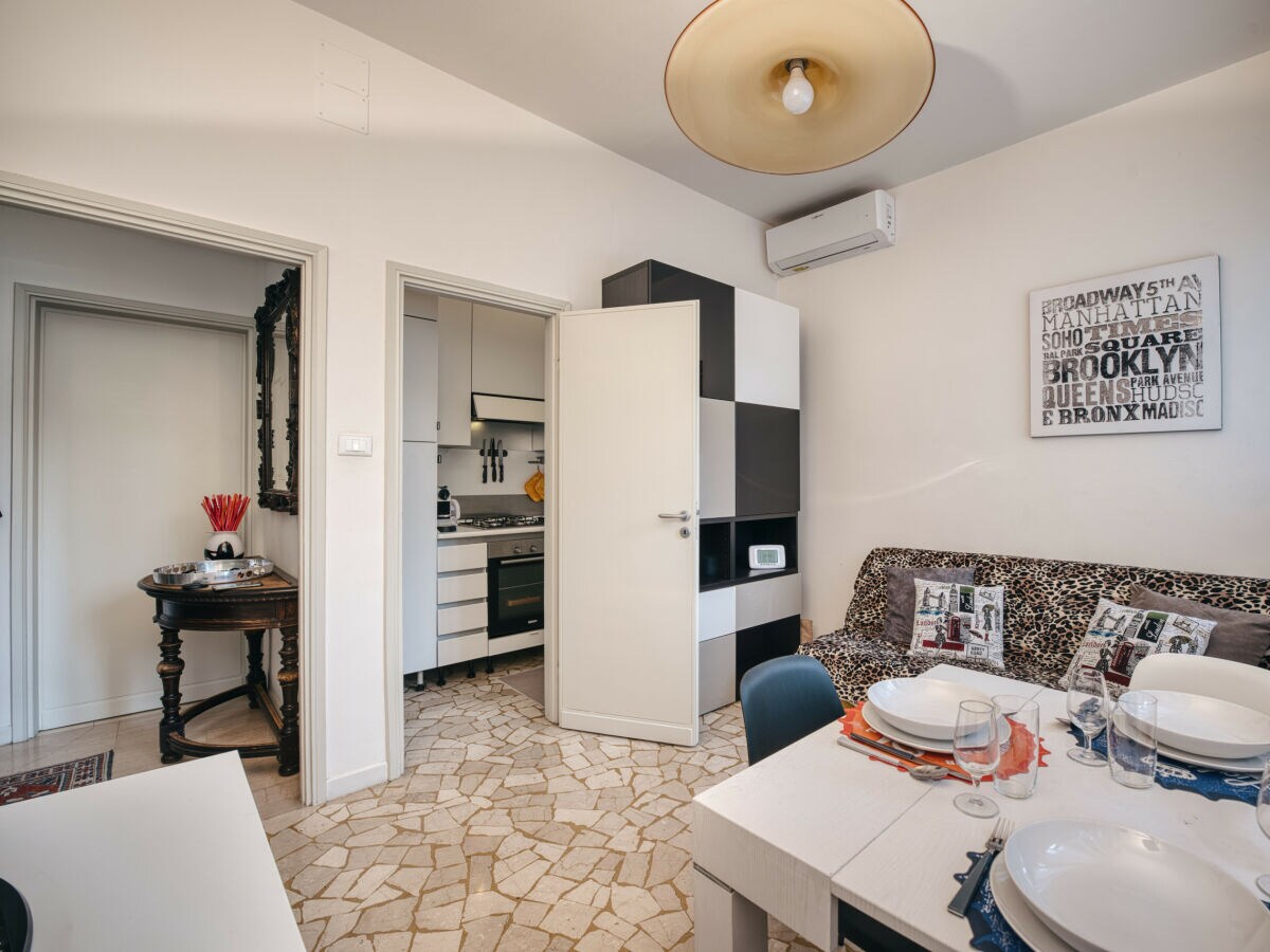 Apartment Del Piombo 4 - Appartamento Moderno Sant'Orsola - Features photo 4