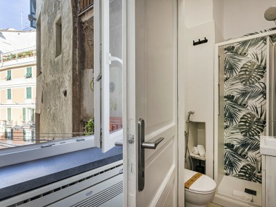 Apartment Art and Comfort near Lomellini Street - Features photo 15