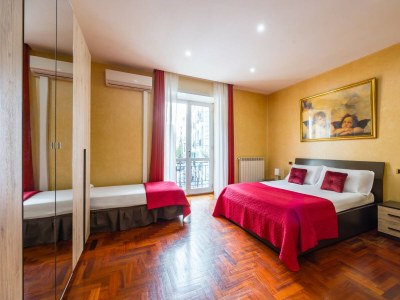 Apartment Yellow City Apartment- P.IVA - Features photo 7