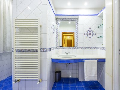 Apartment Yellow City Apartment- P.IVA - Features photo 26