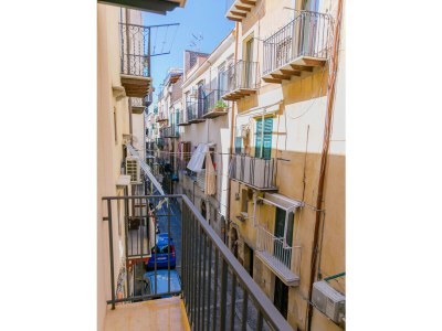 Apartment A due passi dal Molo - Duplex - Environment photo 10