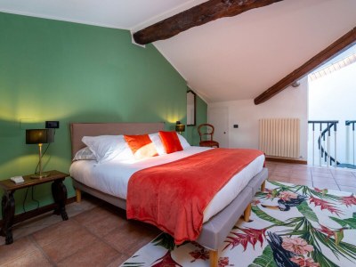 Apartment Lakefront Retreat - Salvia - Features photo 17