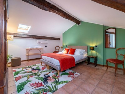 Apartment Lakefront Retreat - Salvia - Features photo 18