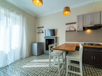 Apartment Lotus Apartment with Lakeview - Features photo 7