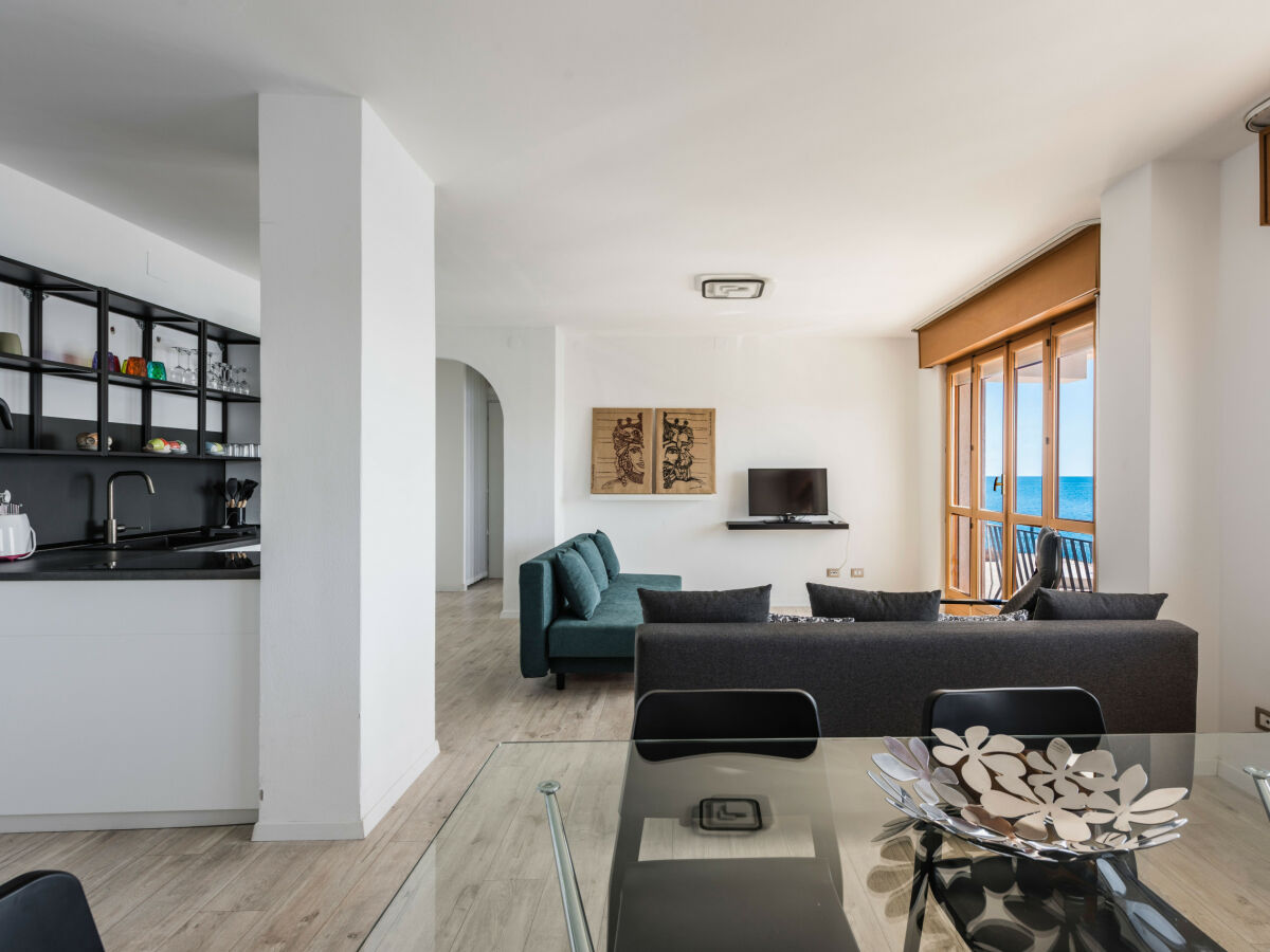 Apartment Una Finestra Su Cala Rossa - BK - Features photo 5