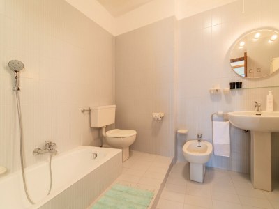 Apartment Lunas Apartment - Features photo 19