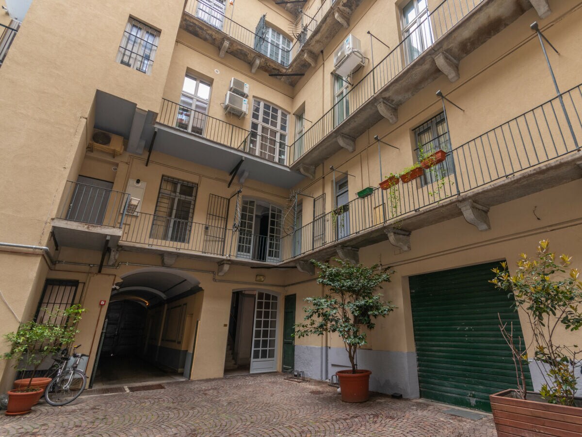 Apartment P.zza Castello 71 - Elegant Home with Sauna in Tu - Outdoor photo 4