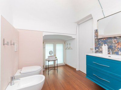 Apartment P.zza Castello 71 - Elegant Home with Sauna in Tu - Features photo 14